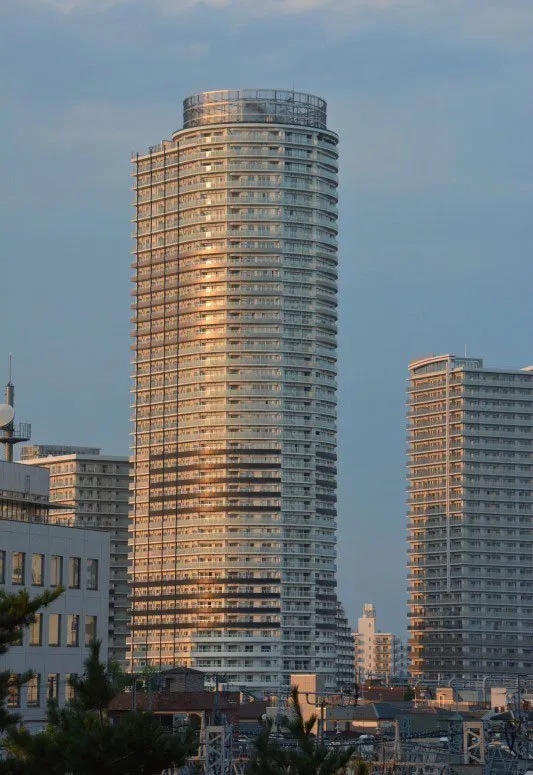 East Core Towing Nibankan, Tokyo